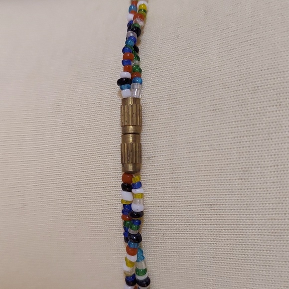 Multicolor Shell Necklace - Picture 9 of 10